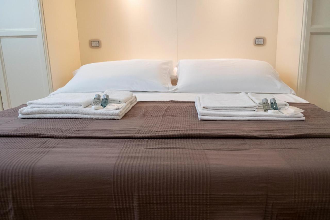 Noliday Suite Riviera Luxury Sea Flat ภายนอก รูปภาพ
