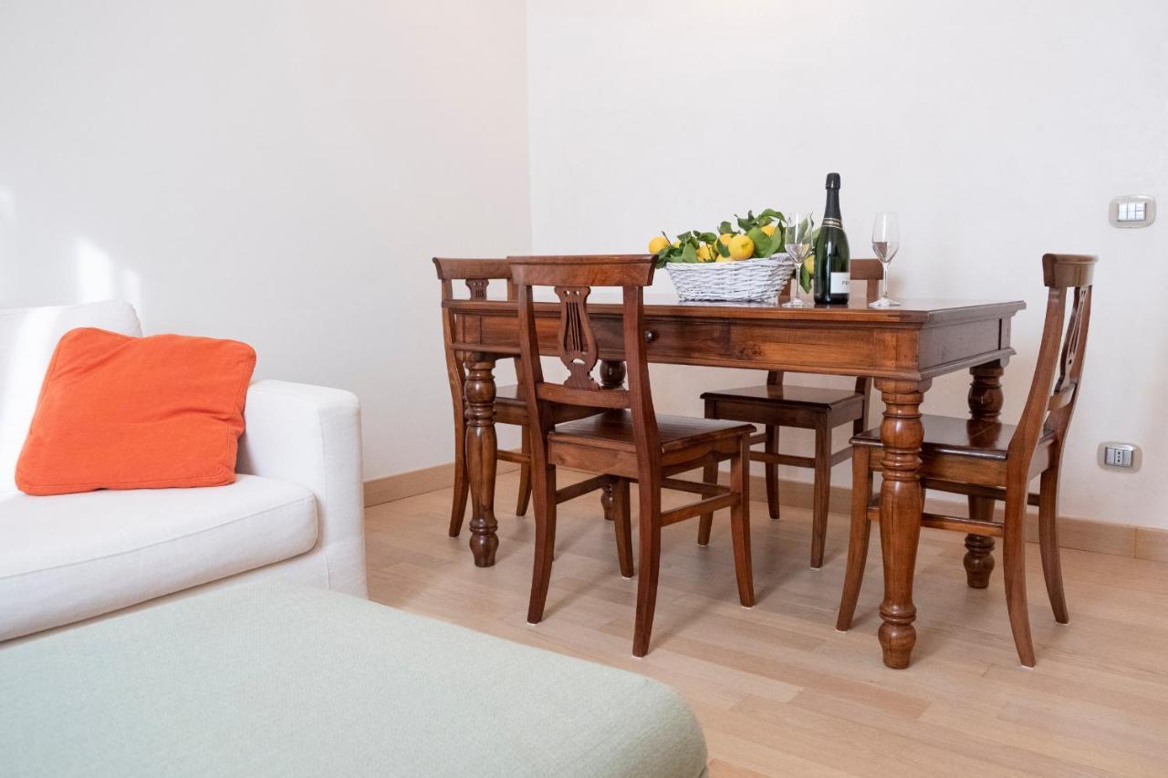 Noliday Suite Riviera Luxury Sea Flat ภายนอก รูปภาพ